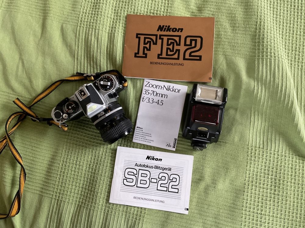 Nikon FE2, Obiektiv 35/70, Blitz SB22 Kaufen auf Ricardo