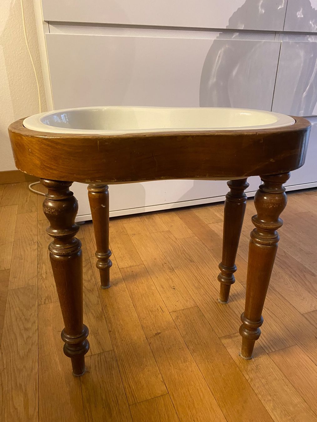 WC: ANTIKER BIDET/TOILETTE – Usato da Luzern venduto da Manon007