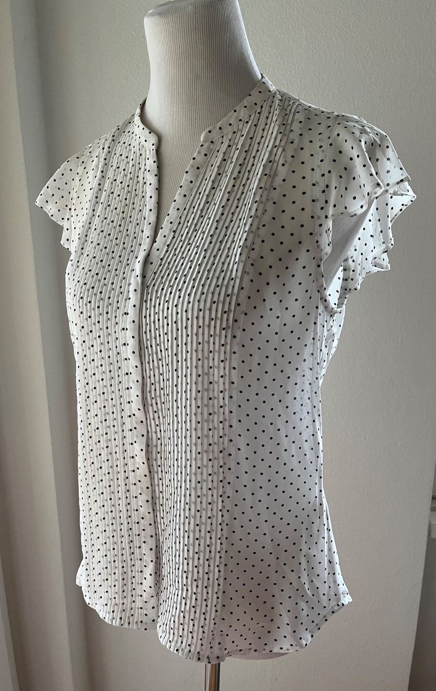 H&M Camicette: Gepunktete Blusen 2er-Set – Usato da Ostermundigen venduto da ser_cg8z 1