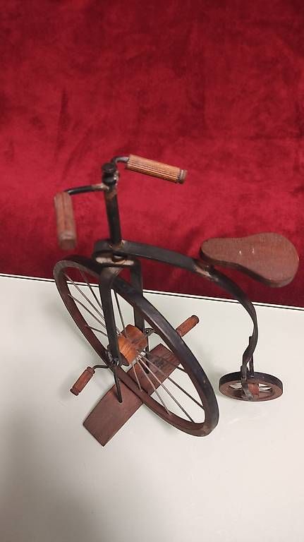 Kit di modellismo & Modellini statici: Antikes Hochrad Modell 29x34cm – Usato da Winterthur venduto da Kosovari0