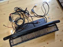 SKYWORLD Kennzeichenhalter mit LED Light Bar / Scheinwerfer