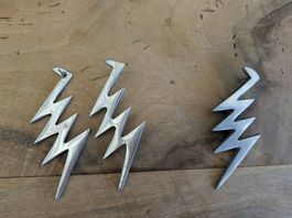 Ohrstecker plus Brosche