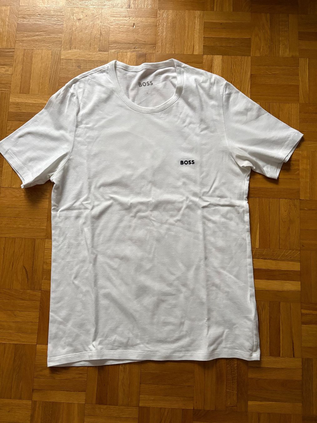 Hugo Boss T-shirt: BOSS T-shirt Gr.L – Usato da Genève venduto da sunandwind