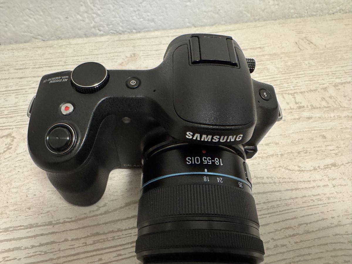 Samsung Kamera: samsung galaxy nx digitalkamera – Gebraucht aus Zunzgen von milesdavis76 1
