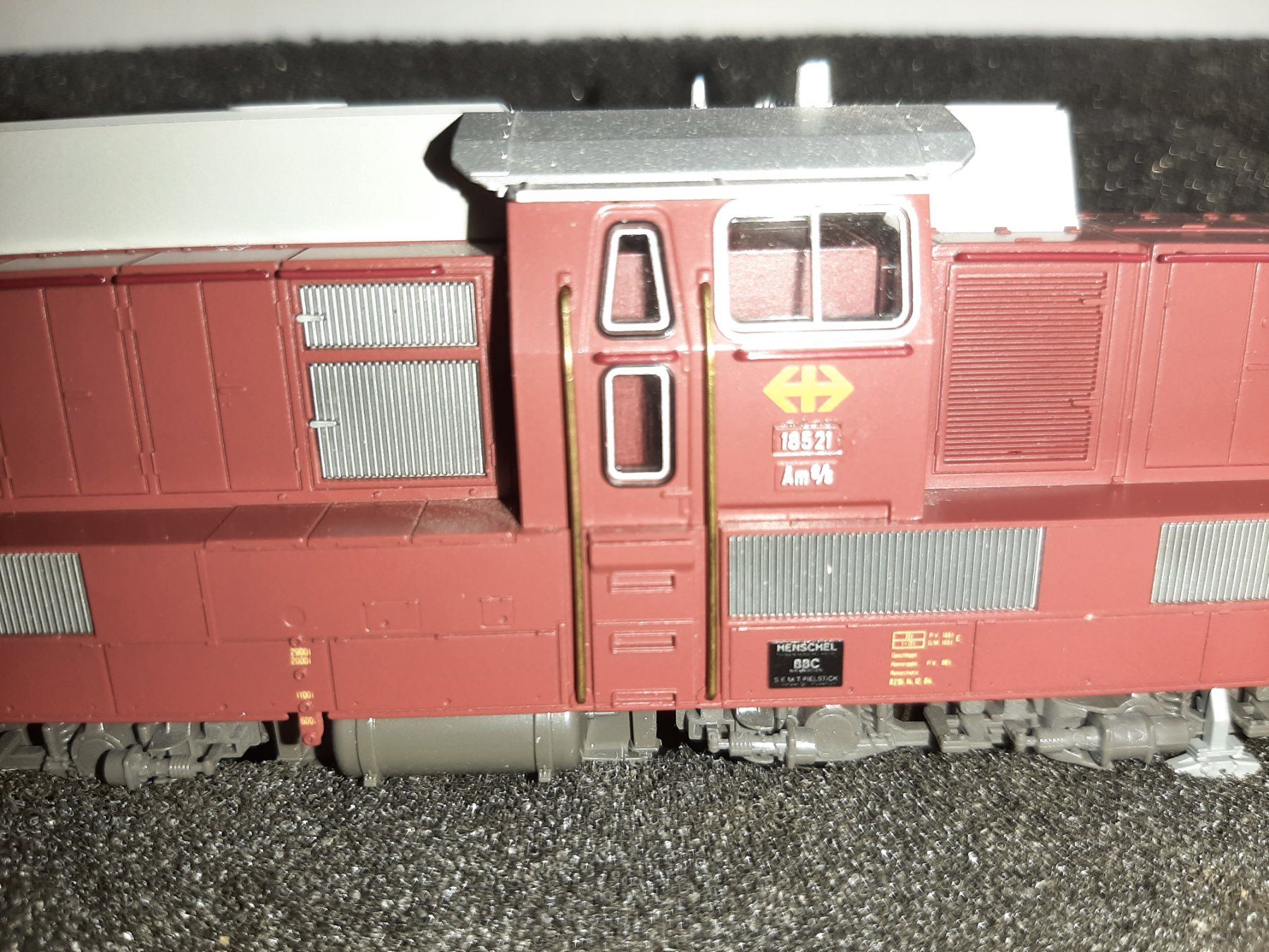Kato Modellini di ferrovie: KATO Am 6/6 18521 – Usato da Avully venduto da RIVALIS 1