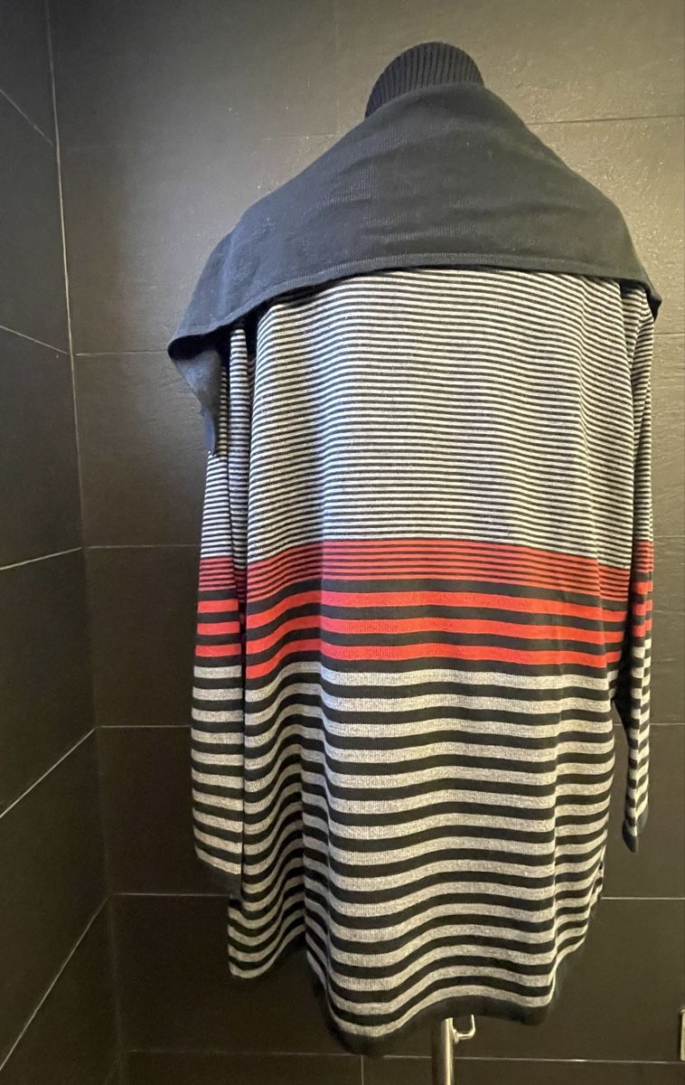 C&A Maglioni & Felpe: Strickpullover Rollkragen Neu + Jacke Gratis Grösse XL  – Nuovo (secondo la descrizione) da Chur venduto da Chanel72Chanel 9