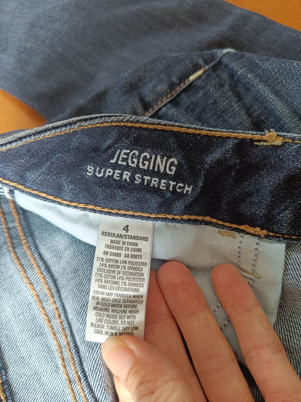 American Eagle Jeans: American Eagle Jeggins Super Stretch – Gebraucht aus Zürich von A_Taucher 2