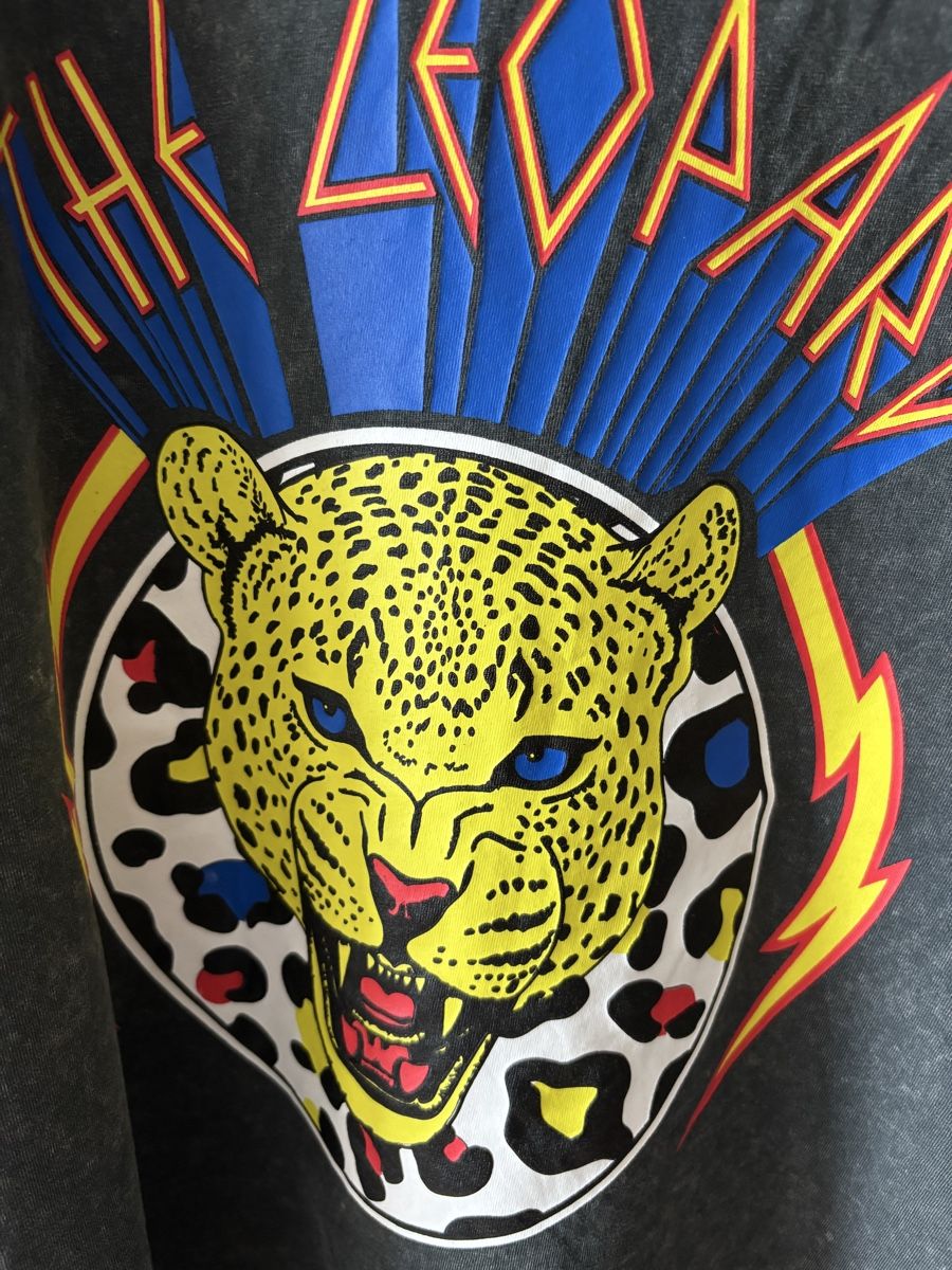 T-shirt: T-Shirt Leopard Studio Untold – Usato da Boniswil venduto da Biancaneve91 2