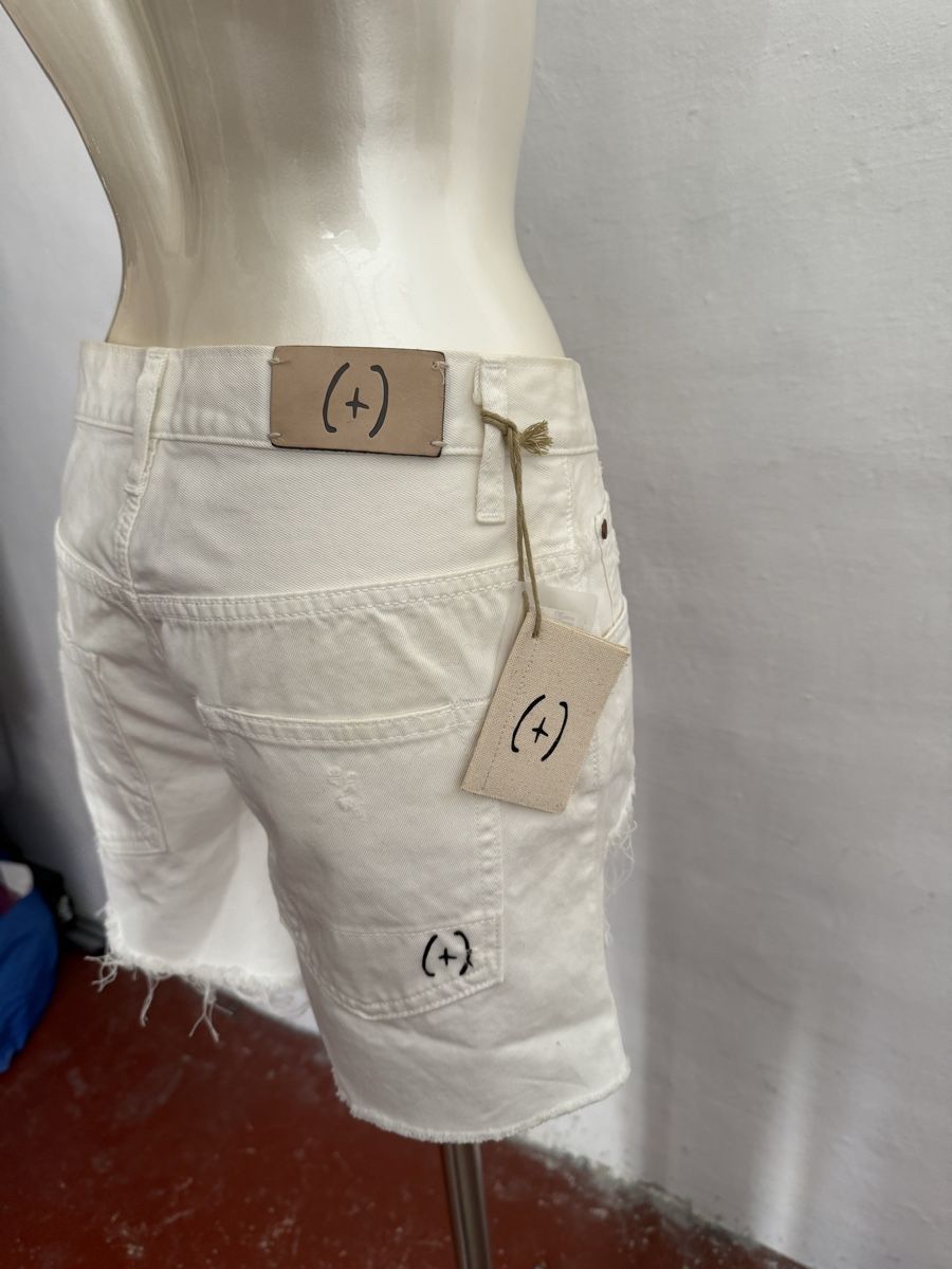Pantaloni: + people shorts new – Nuovo (secondo la descrizione) da Barna venduto da orbuyorcry 3