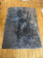 Echter Lammfellteppich, grau, 120x170cm, super Zustand! (54)