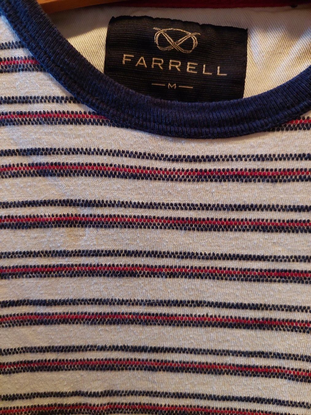 T-shirt: Farrell Original - Rise to the Occasion M – Usato da Besenbüren venduto da piculo 1