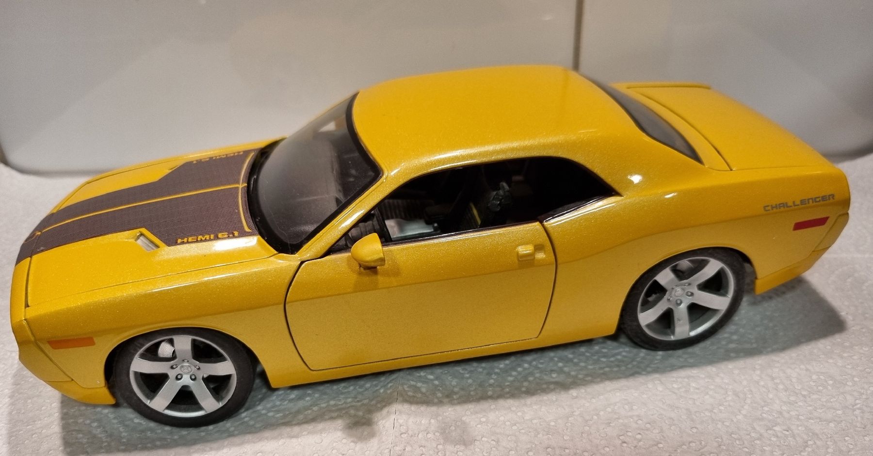 Dodge Modellini d'auto: Dodge Challenger Concept 2006 – Nuovo (secondo la descrizione) da Burgistein venduto da maia13