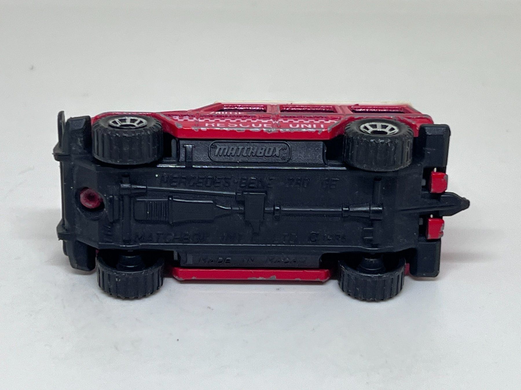 Matchbox Modellautos: Matchbox Mercedes-Benz 280GE #49 – Gebraucht aus Wildegg von LaaBoutique 3
