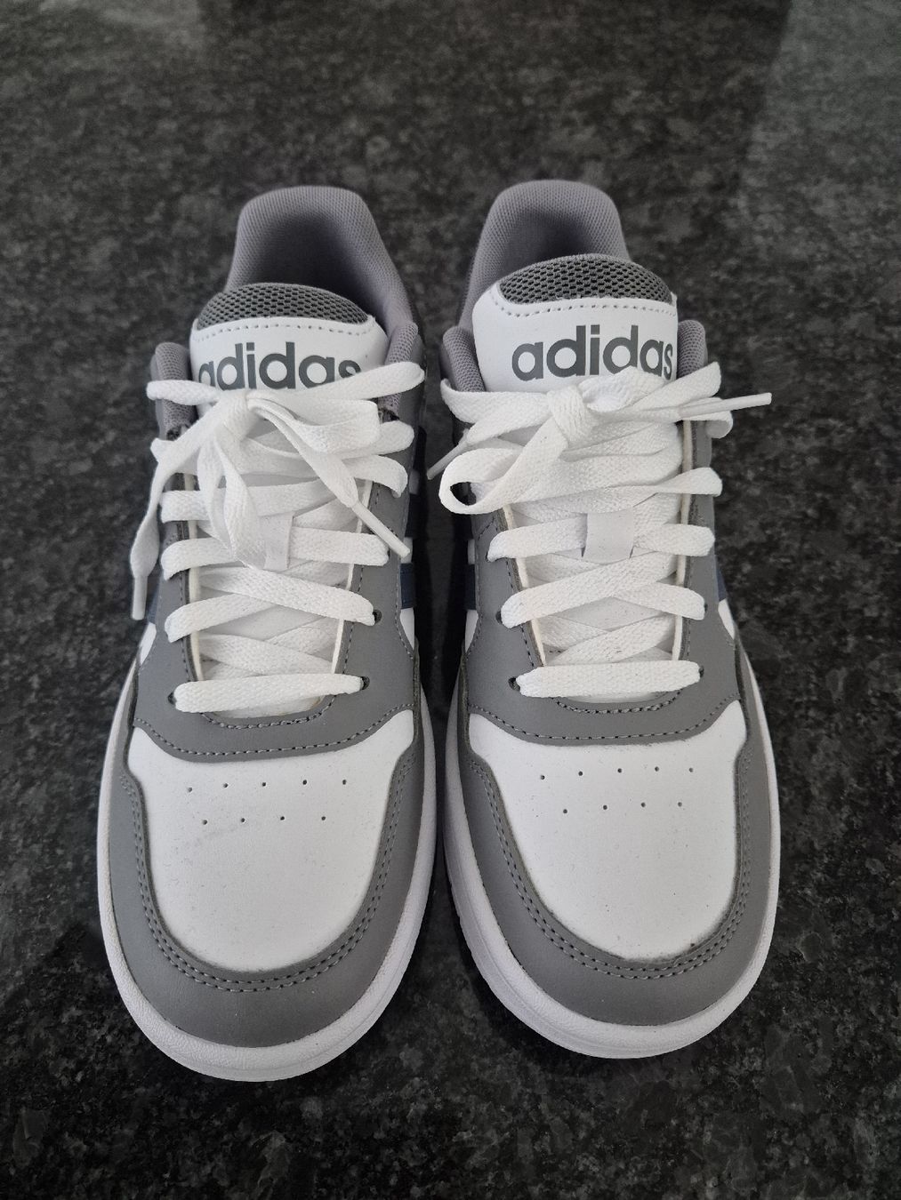 Adidas Scarpe da donna: Adidas Sneaker – Nuovo (secondo la descrizione) da Endingen venduto da mona_giirl00