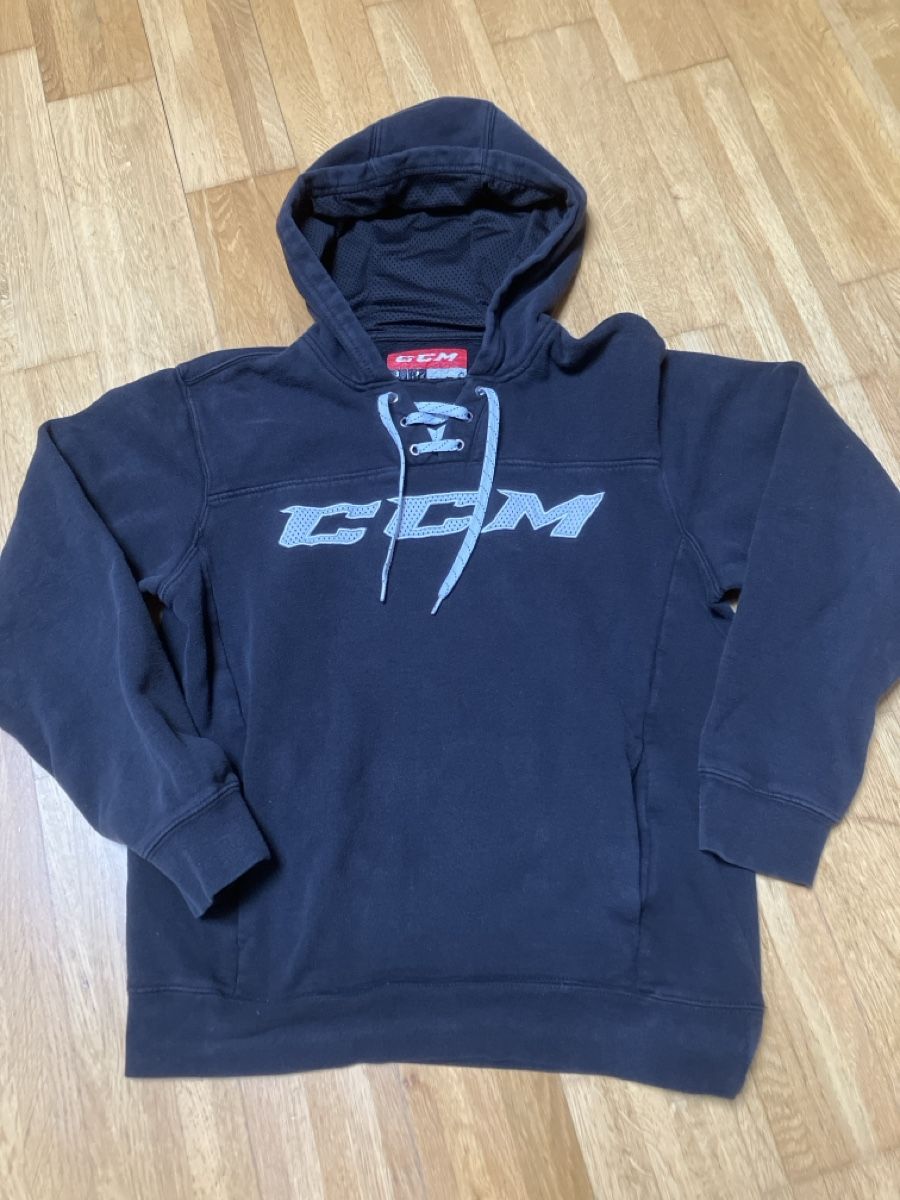 Ccm Pullover & Sweatshirts: ccm Hoodie  – Gebraucht aus Steffisburg von muggenstutz31
