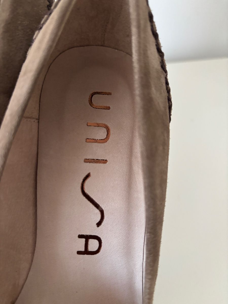 Unisa Scarpe da donna: Pumps Unisa Wildleder braun Grösse 38 – Nuovo (secondo la descrizione) da Salenstein venduto da Silly...0 1