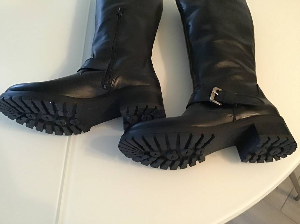 Scarpe da donna: Damen Lederstiefel – Usato da Etziken venduto da Friebe52 1