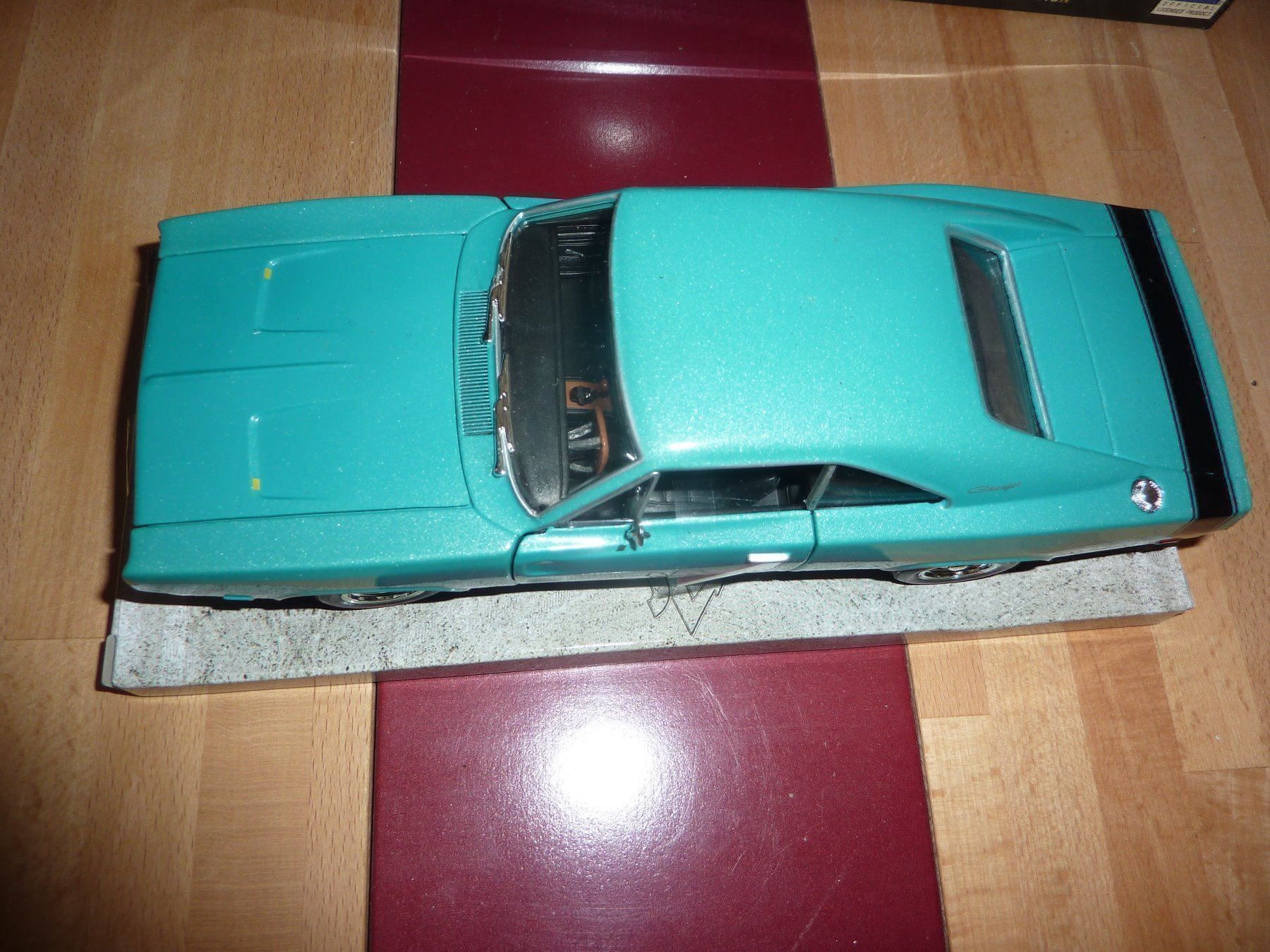 Dodge Modellini d'auto: DODGE CHARGER R/T 1969 – Nuovo e nell'imballaggio originale da Balsthal venduto da bouteliee 1