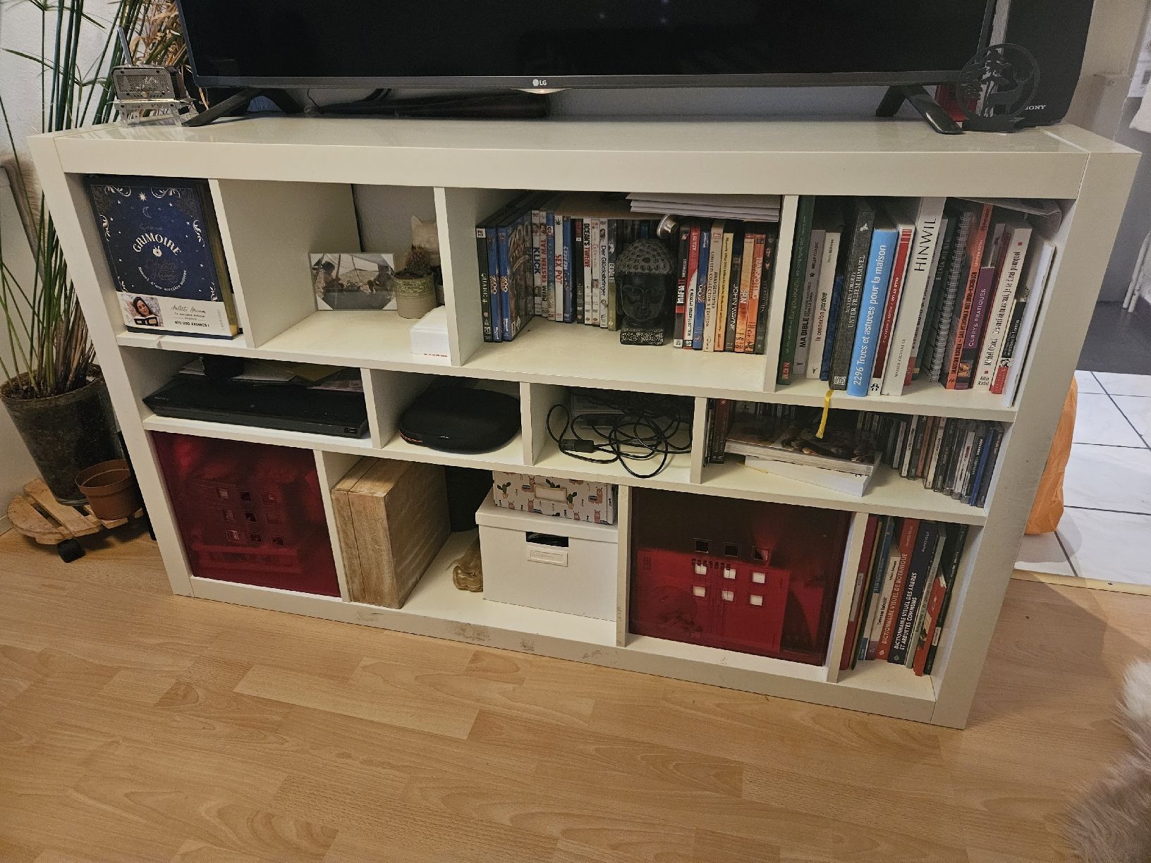 Ikea Commodes: TV-Möbel/Regal – D'occasion à Hinwil par isa_tf9f