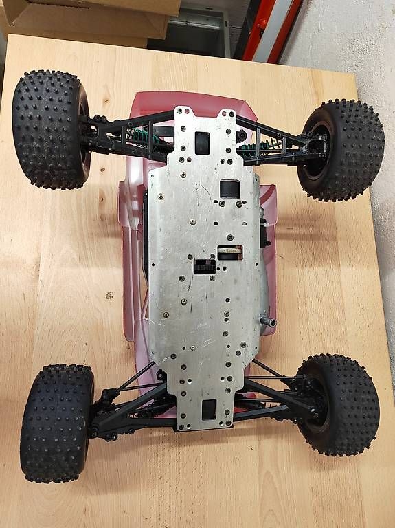 Kyosho Modellismo RC: Kyosho auto – Usato da Rüfenacht BE venduto da LFunCub 2