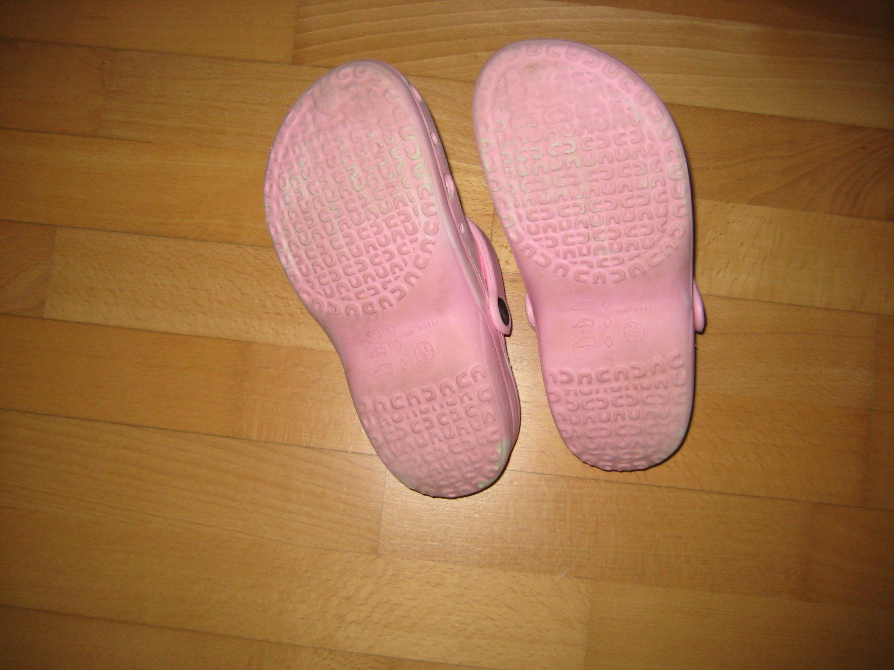 Scarpe per ragazze: Croks rosa Grösse 34 – Usato da Dietlikon venduto da kue_6cd5 1
