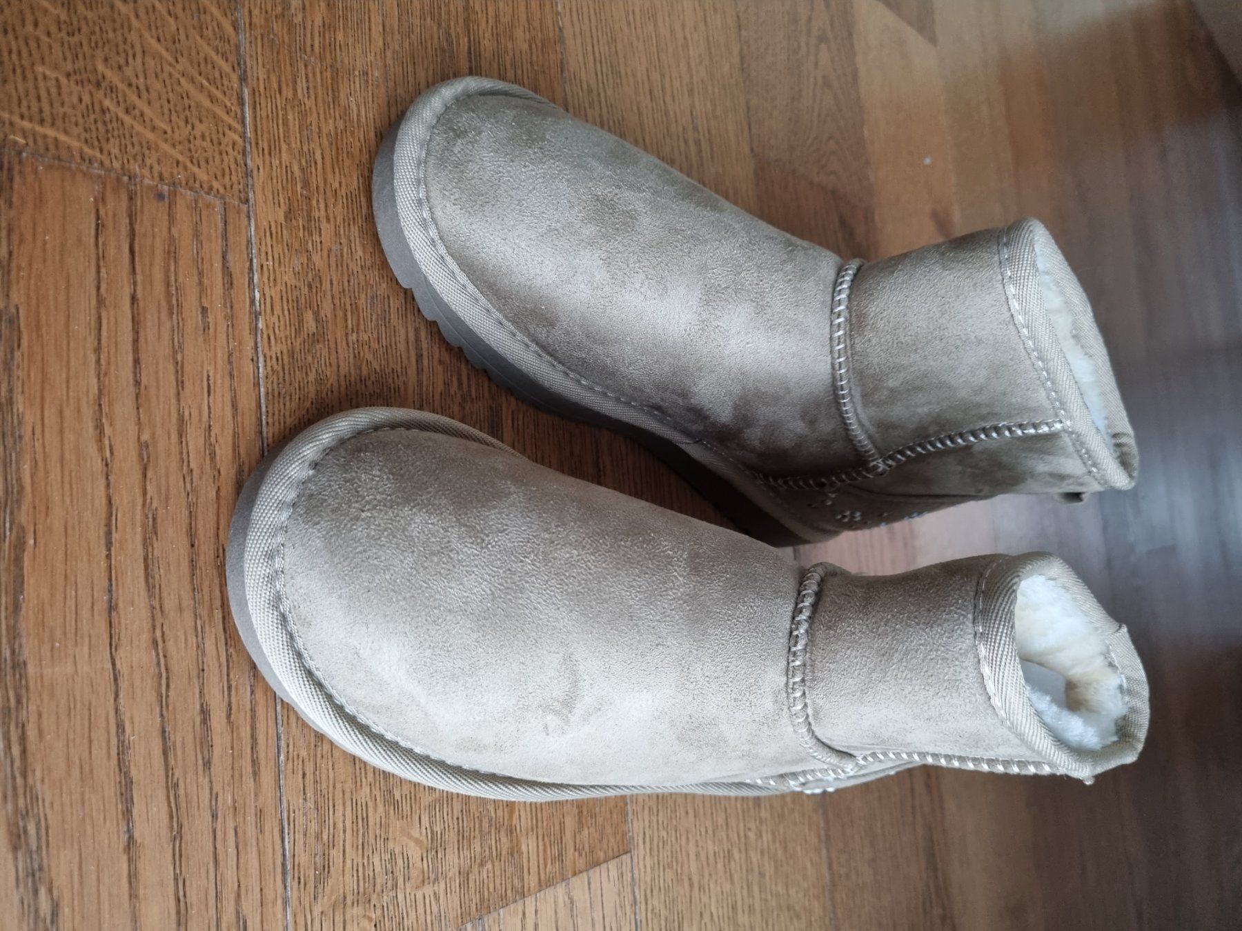 Scarpe da donna: Winterstiefel Neu Kunstfell Gr 37 – Nuovo e nell'imballaggio originale da Bassersdorf venduto da Sandy456 5