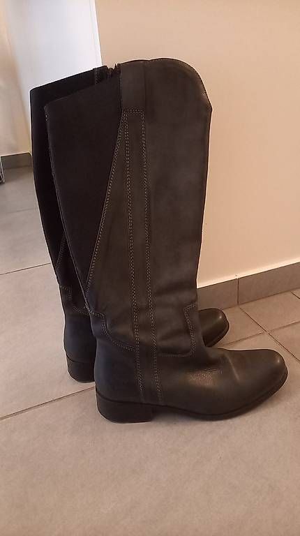 Damenschuhe: Weitschaftsstiefel Grau Grösse 38 – Gebraucht aus Allschwil von Camy061 1