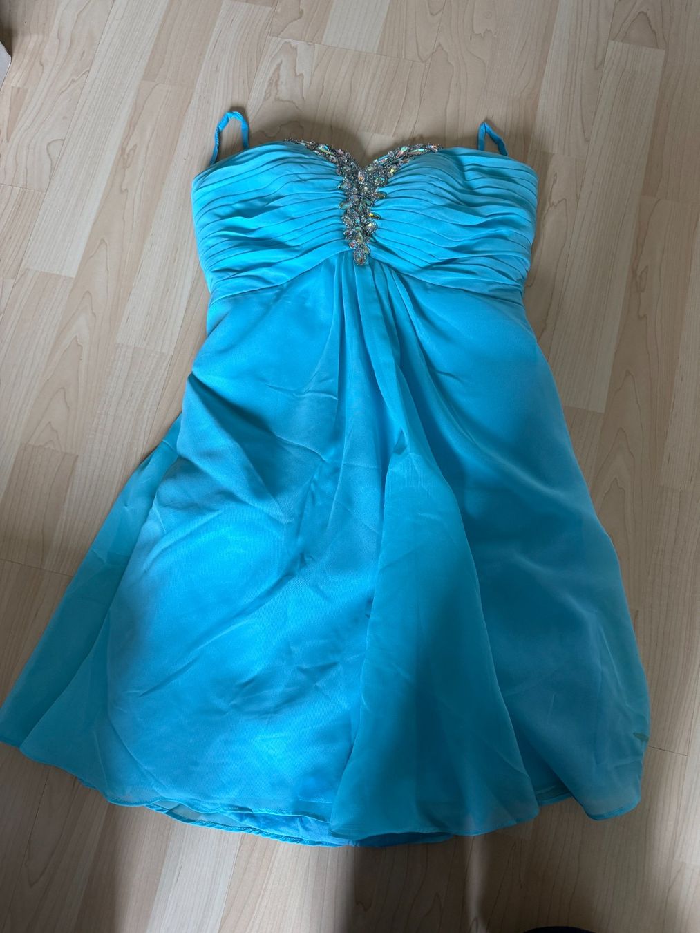 JJ’s House Vestiti: Cocktailkleid Schulterfrei Grösse 34 – Nuovo (secondo la descrizione) da Hinwil venduto da Msc7