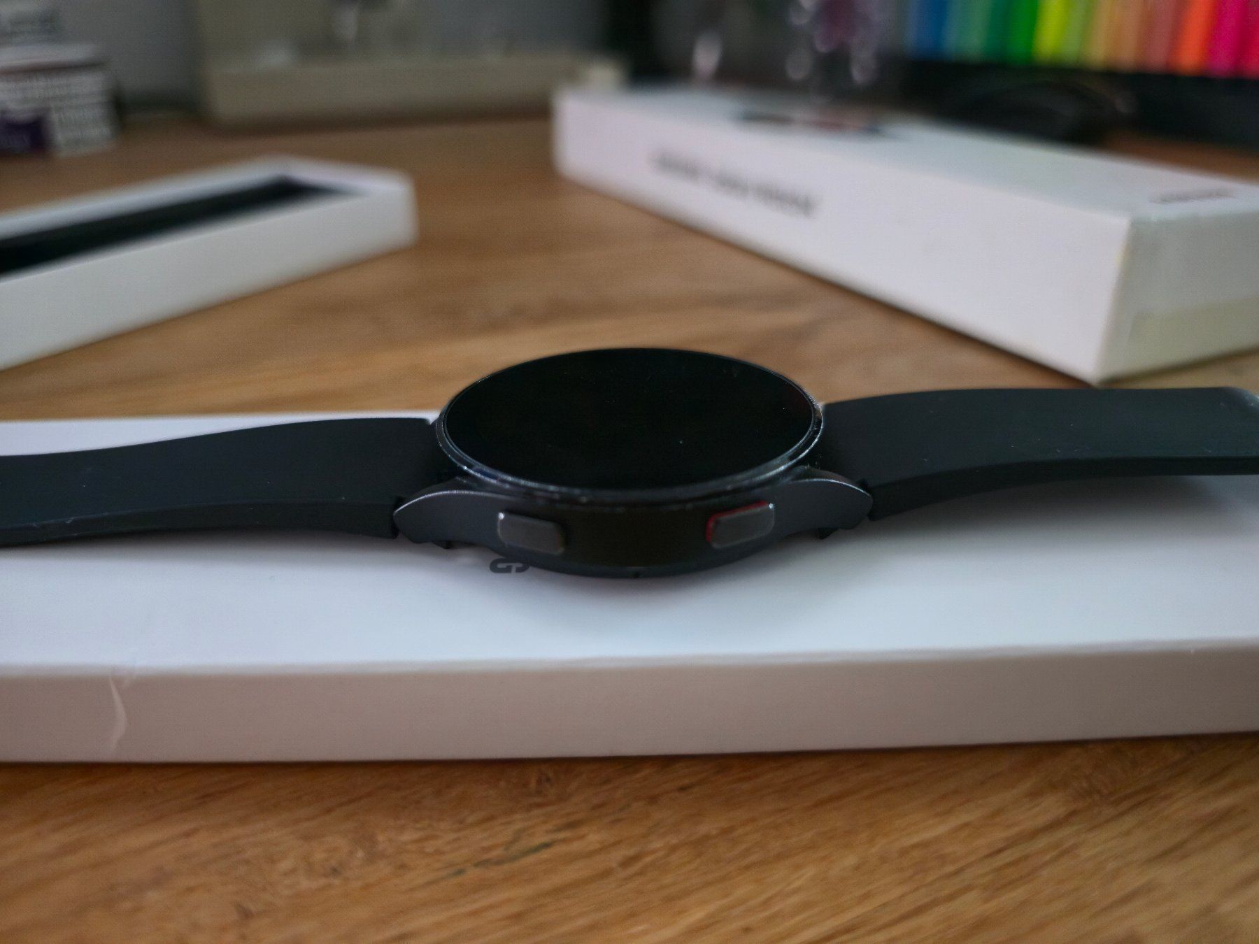 Samsung Smartwatch: Samsung Galaxy Watch 4 [44mm, WIFI] – Usato da Mels venduto da tan_bzw6 6