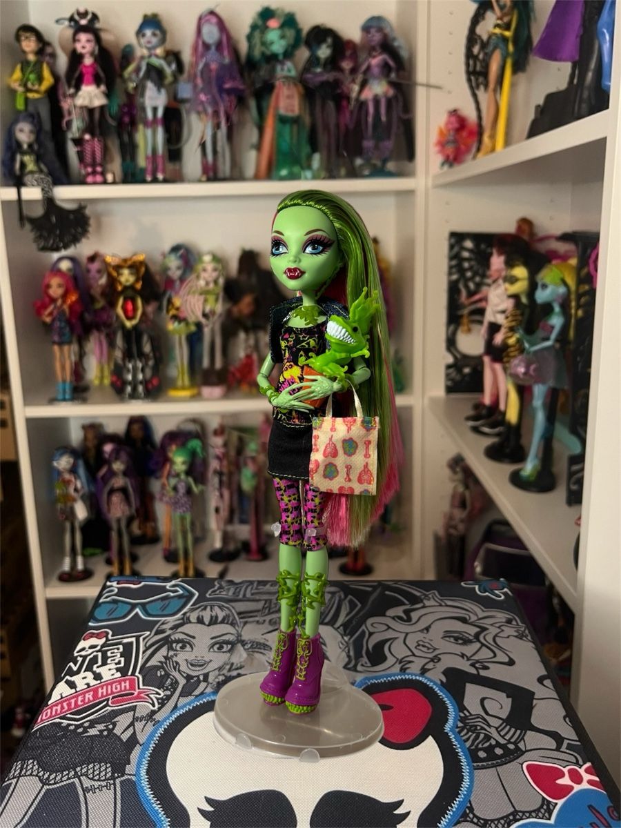 Bambole: Monster high – Nuovo (secondo la descrizione) da Osogna venduto da elisa__ks__ 1