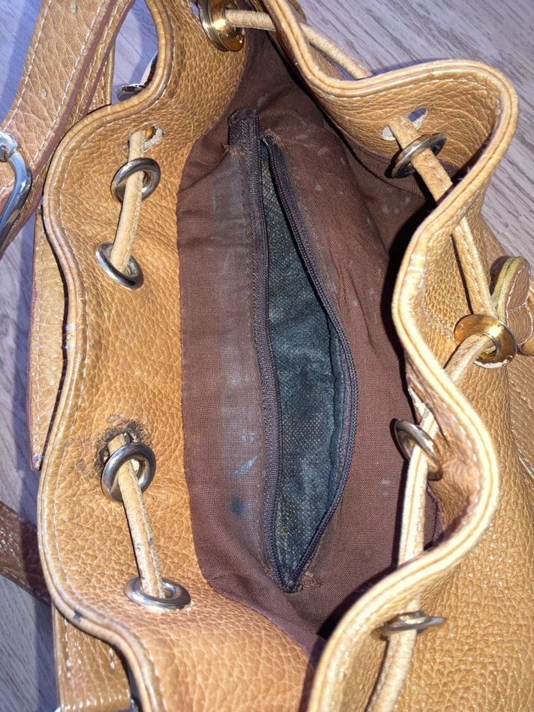 Borse da donna: GRATIS - Beuteltasche aus Leder – Difettoso da Winterthur venduto da rox_n5tg 9