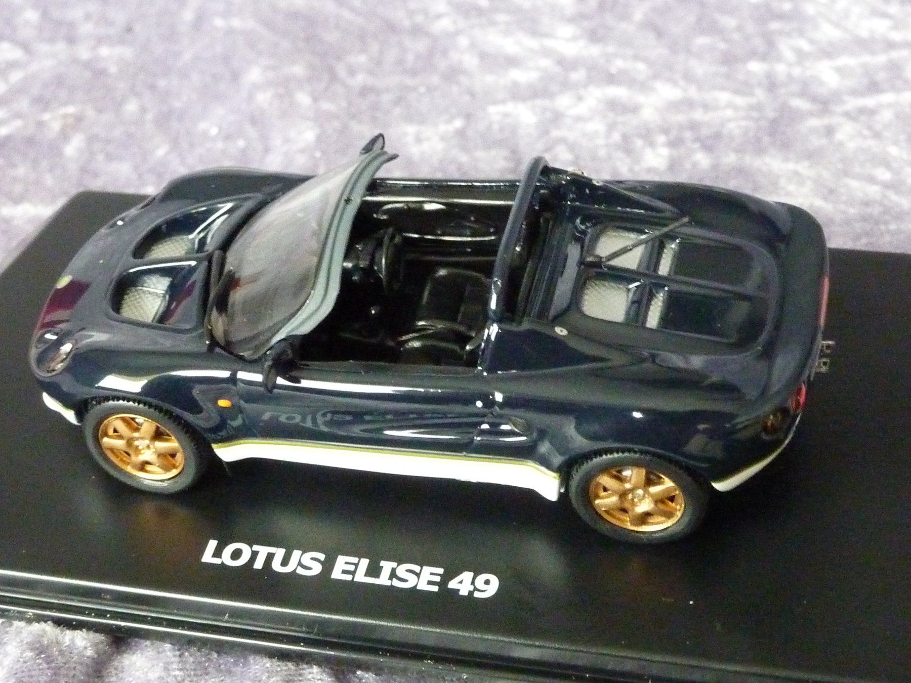 Lotus Modellini d'auto: Lotus Elise dunkelblau  1:43 – Nuovo e nell'imballaggio originale da Dürrenäsch venduto da modellautos4you 3