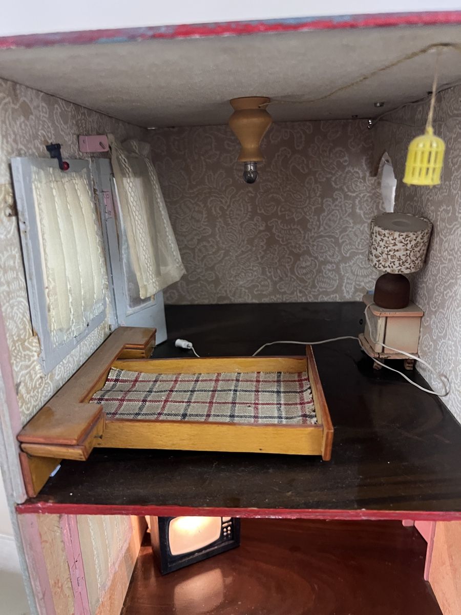 Case e mobili per bambole: Retro Puppenhaus mit Beleuchtung, Transformator, Top! – Usato da Winterthur venduto da schenker02 5