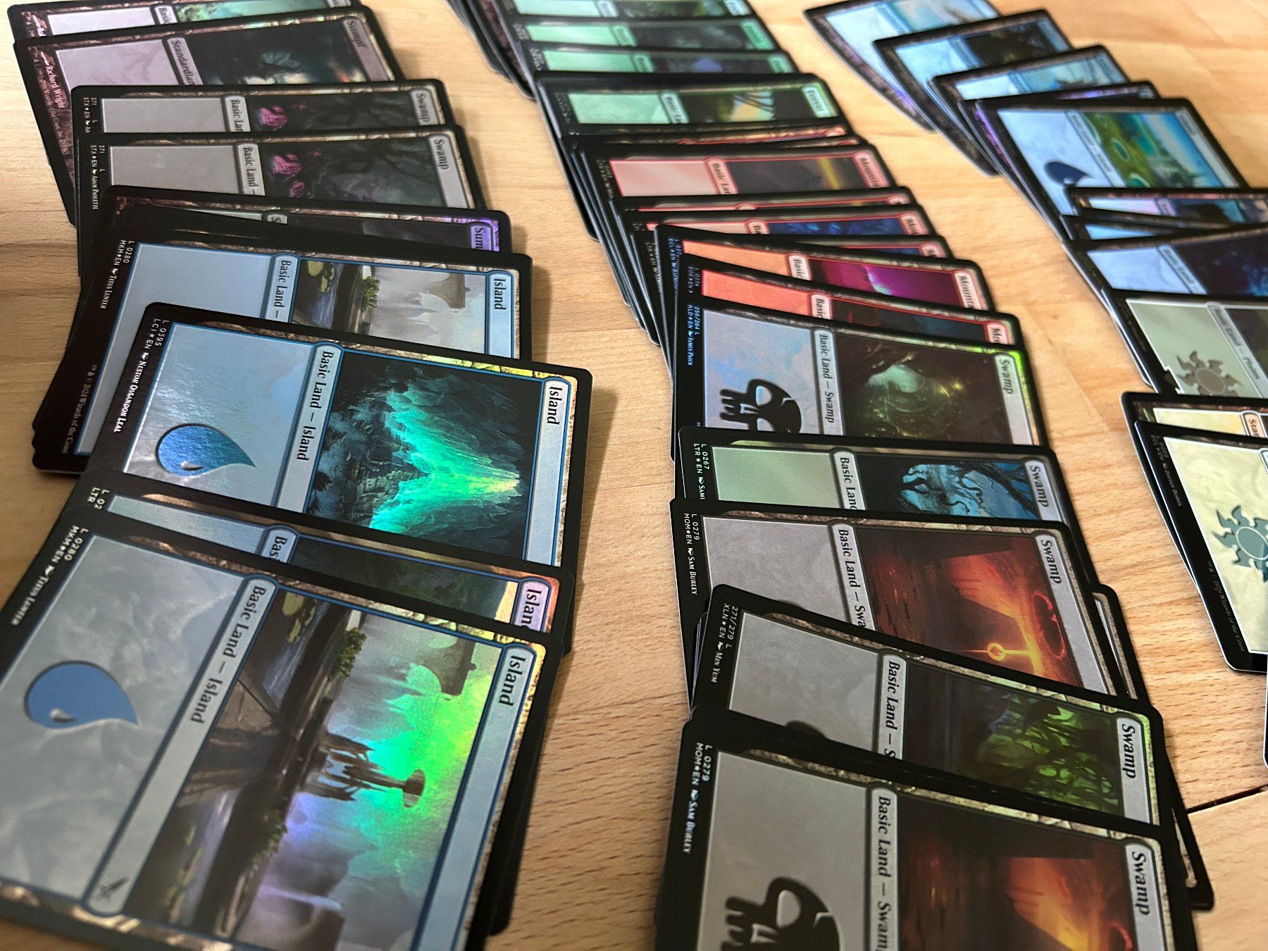 Magic The Gathering Carte collezionabili: Magic: The Gathering - 63 Foil Basic Lands – Usato da Aarau venduto da Maclovio 1