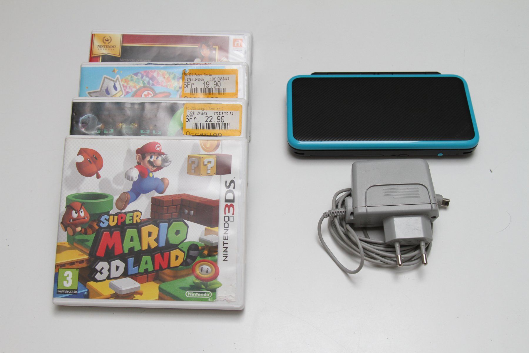 Nintendo Console: New Nintendo 2DS XL mit Spielen – Usato da Basel venduto da camelot99
