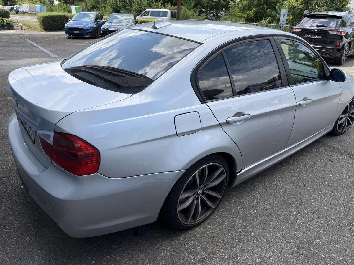 BMW Autos: BMW 320d 2008 – Défectueux à Uzwil par cab_677p 4