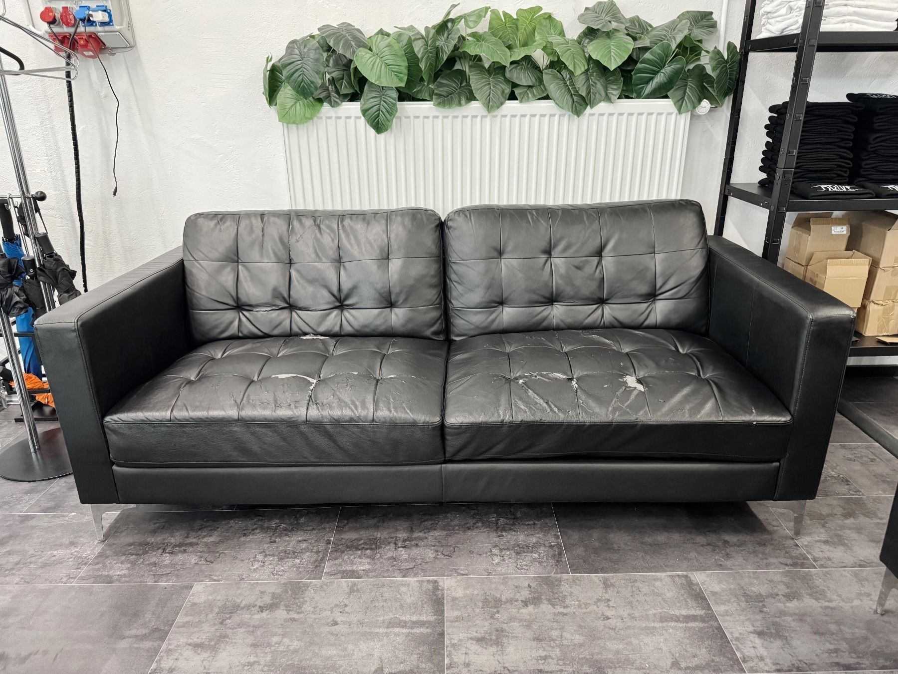 Divani: Kunstleder Sofaset / 3 & 2 - Sitzer Inkl. Hocker – Usato da Lüsslingen venduto da Dr1vee 2