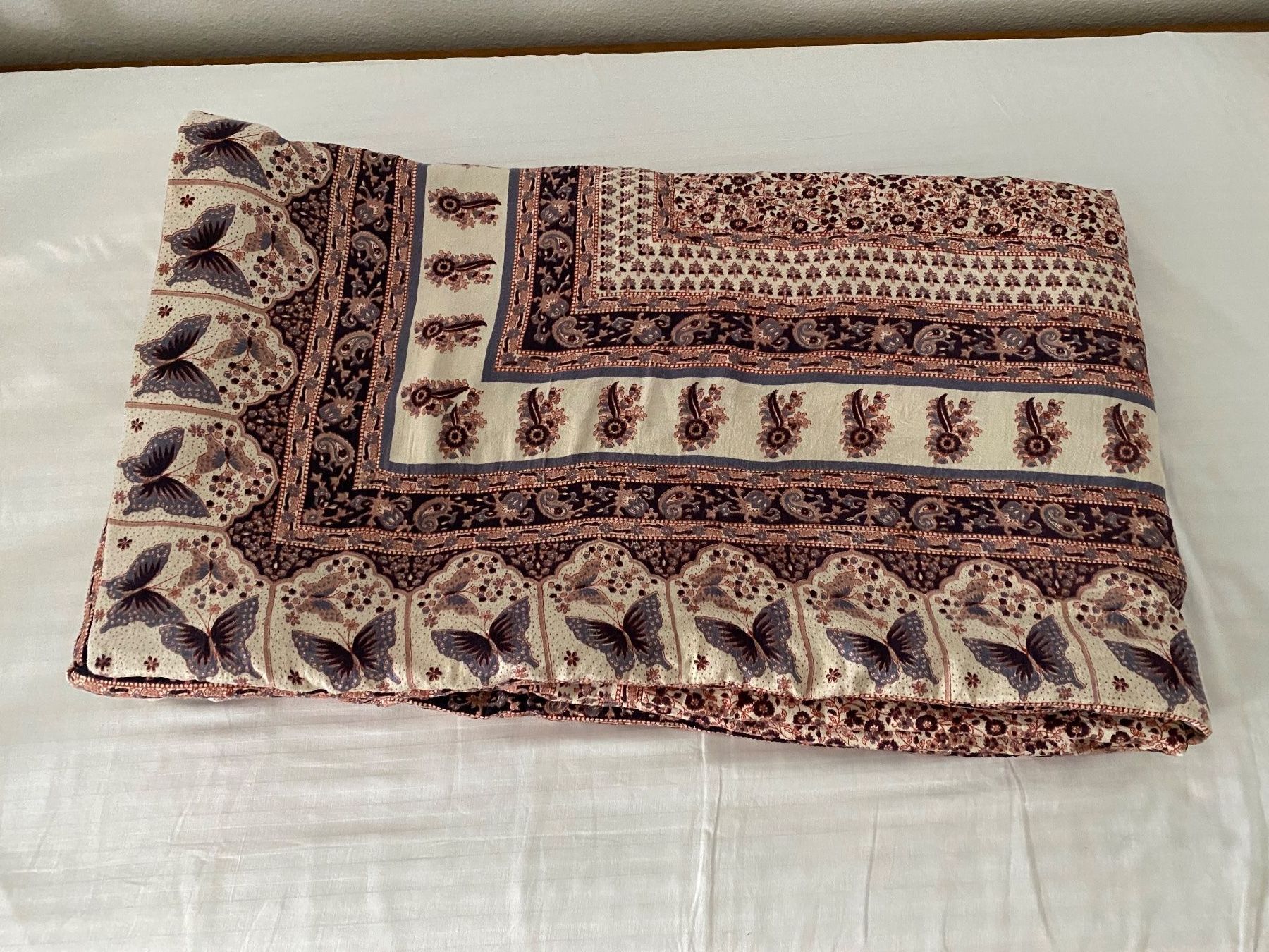 Coperte: Warme indische Tagesdecke – Usato da Rorbas venduto da tun_m7fz 1