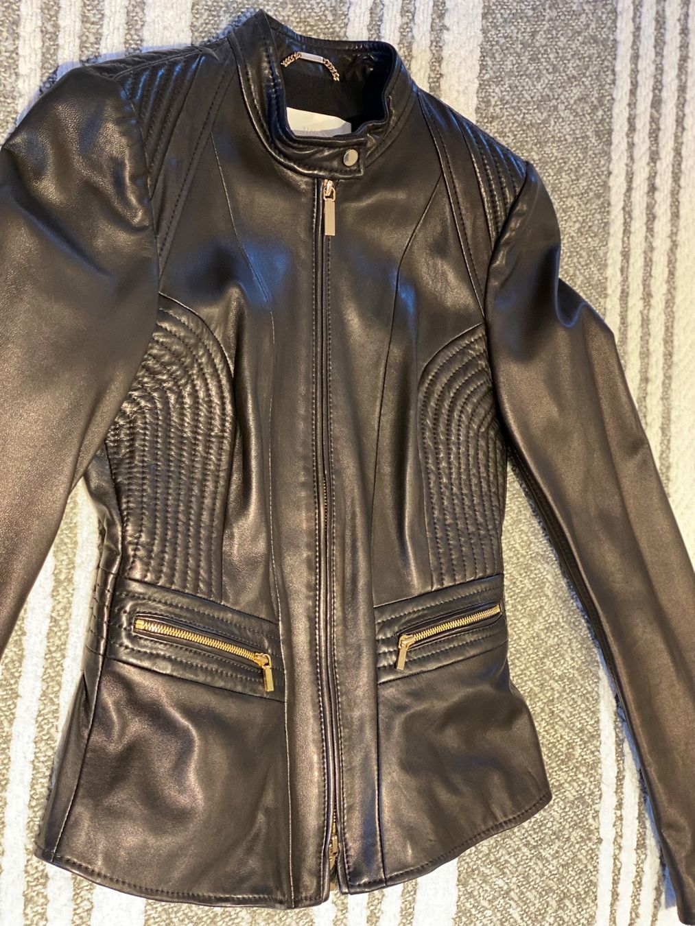 Hugo Boss Giacche: Hugo Boss Blazer -Lammleder- Gr.32 – Usato da Wollerau venduto da MX-TS 1