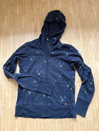 Dunkelblauer Hoodie von Adenauer S, dünneres Material