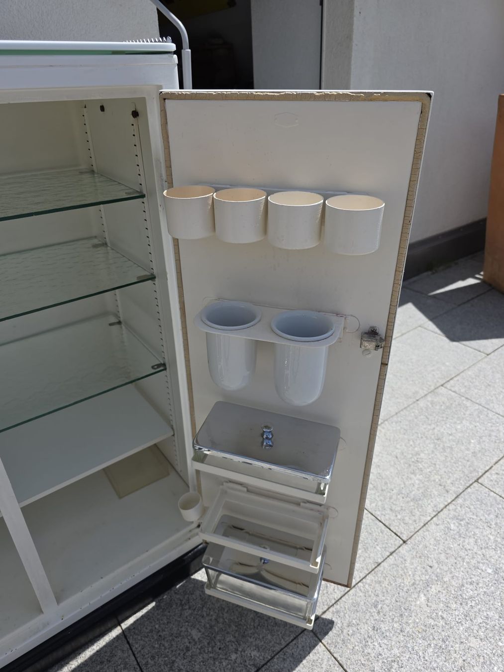 Armadi: Vintage Arztschrank – Usato da Oberbuchsiten venduto da Julia0118 6