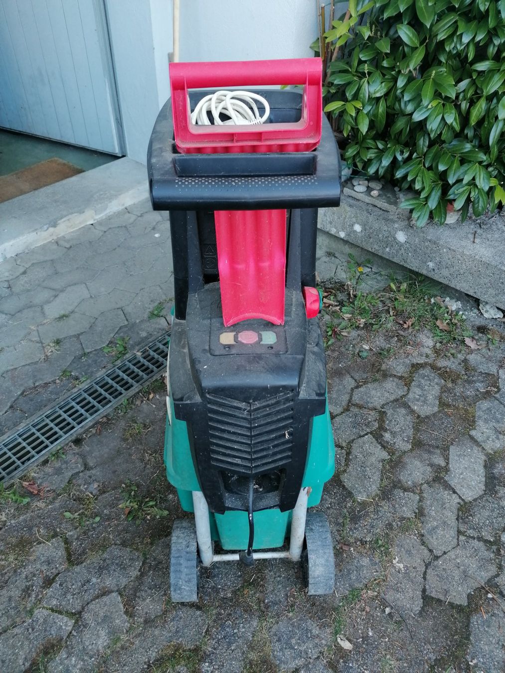Bosch Trinciatrici: Häcksler – Usato da Esslingen venduto da girish 1