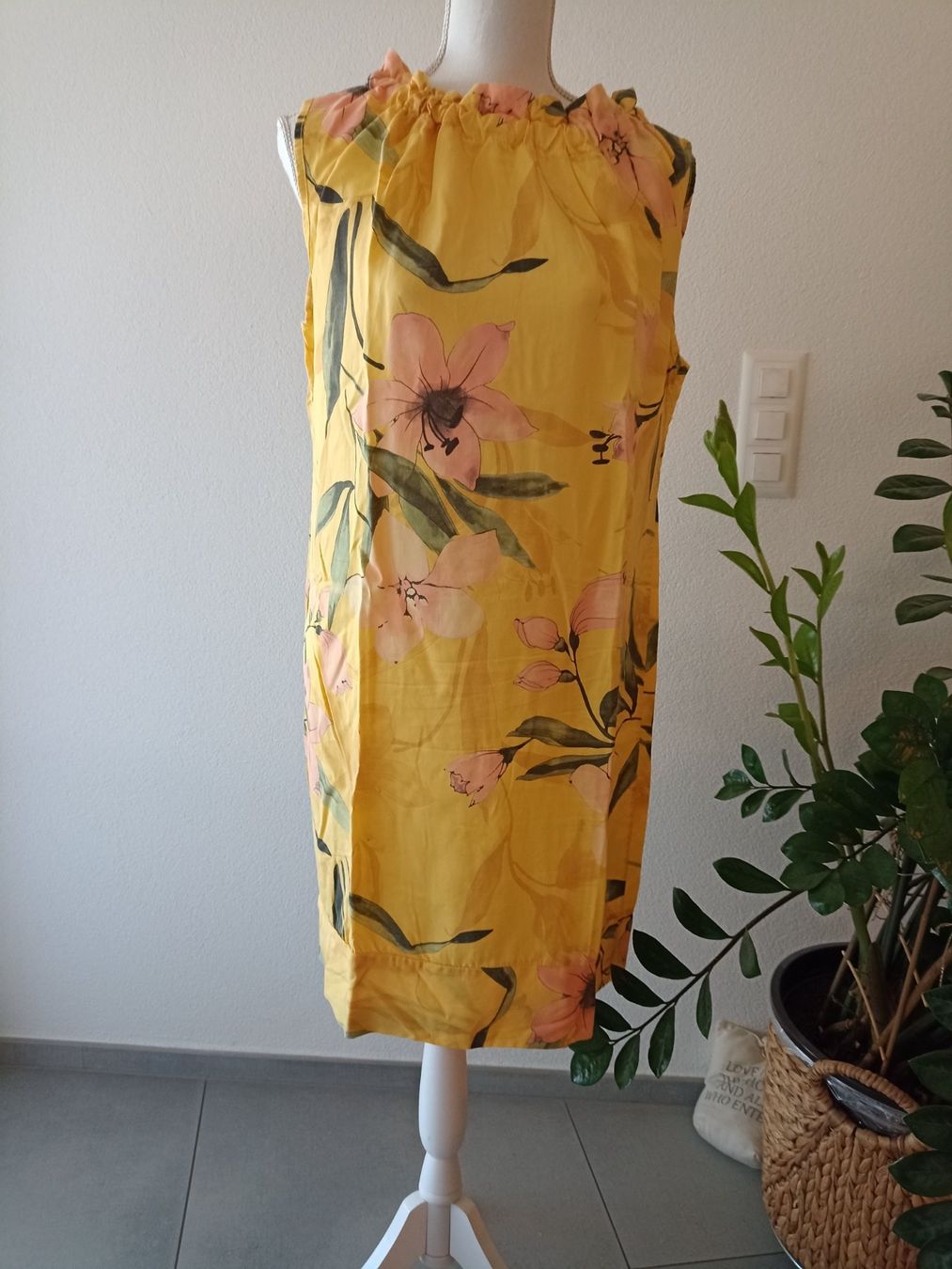 Kleider: Sommerkleid gelb gr.40 – Neu (gemäss Beschreibung) aus Winterthur von Husakeva 3