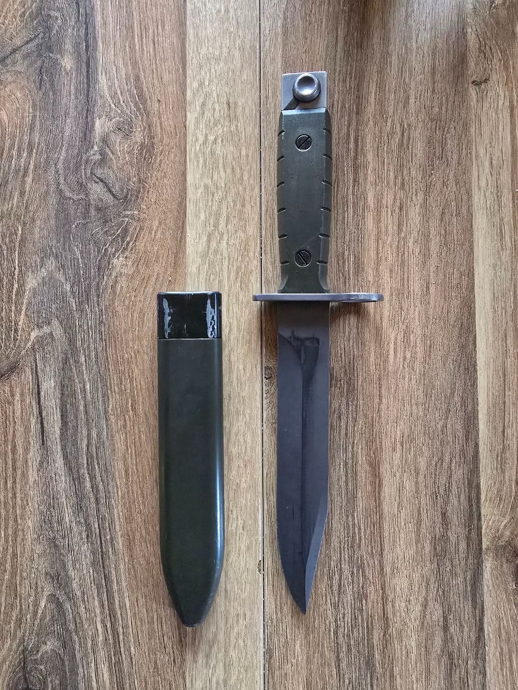 Schweizer Armee Stichwaffen: Bajonett 90er/Wenger – Gebraucht aus Burgistein von maia13 1