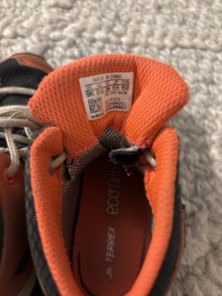 Adidas Scarpe per ragazzi: Adidas Terrex Wanderschuhe Gr. 26, orange-schwarz – Usato da Zürich venduto da Tea01 1