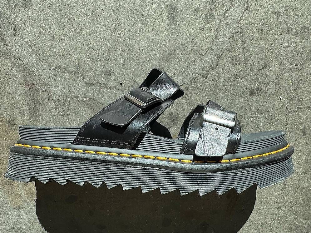 Dr. Martens Chaussures hommes: Dr. Martens - Leder Sandale, Gr. 47 – Neuf (Voir description) à Ostermundigen par mmhu 1