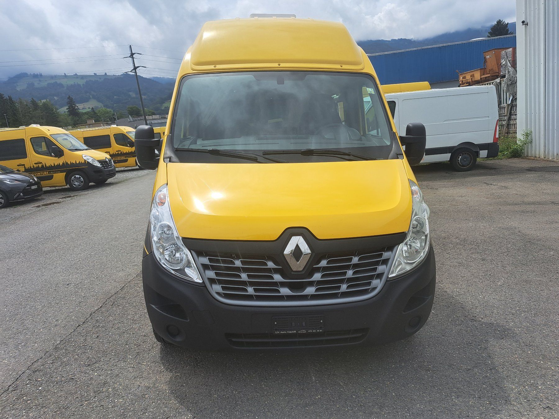 Renault Veicoli da campeggio: Renault Master Camper Wohnmobil – Usato da Lachen SZ venduto da Dorfgarage950 8