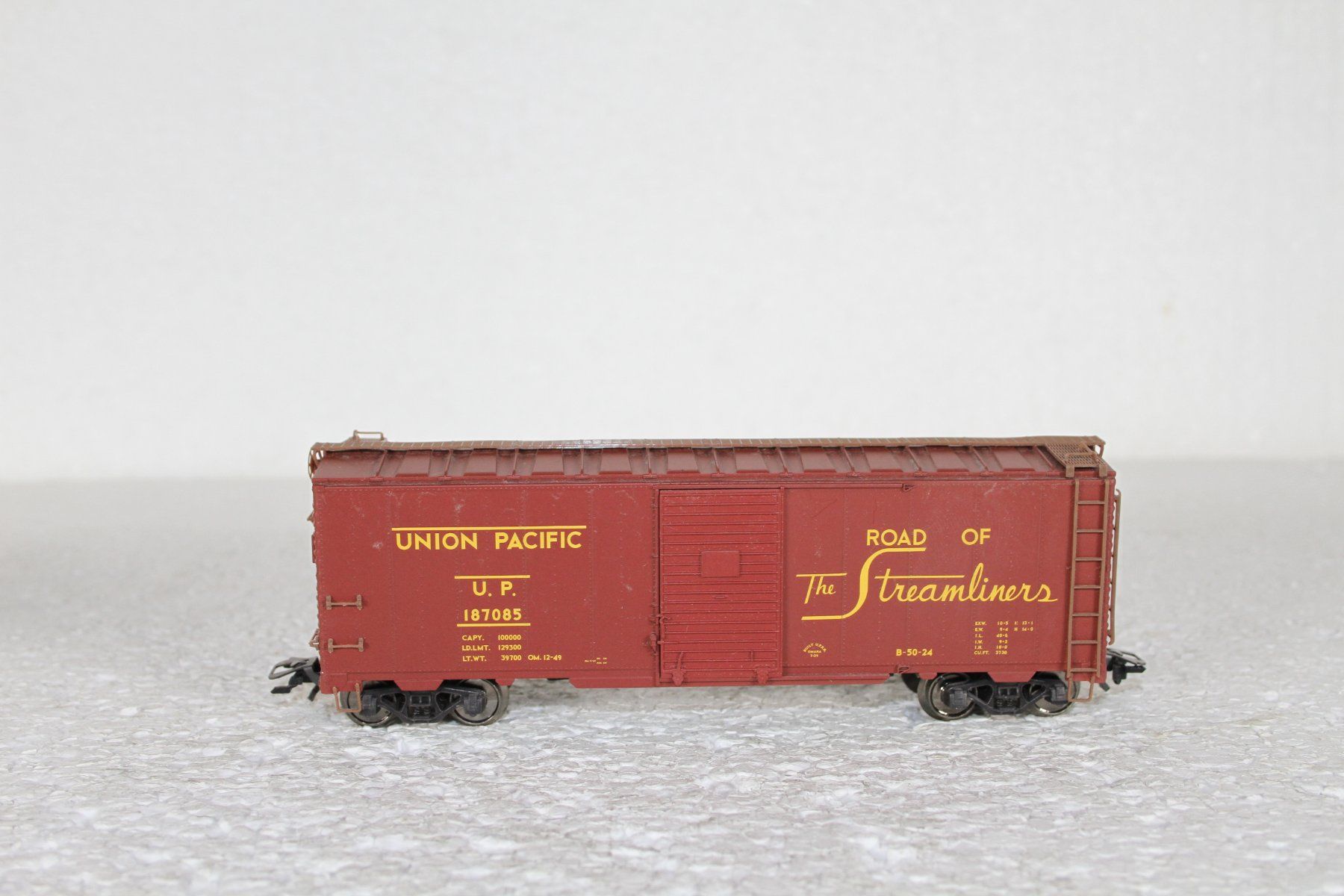 Märklin Modelleisenbahnen: Märklin Union Pacific US 187085 Box Car – Gebraucht aus Triesen von cor_62ts