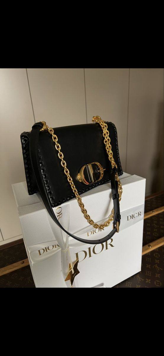 Dior Borse da donna: DIOR Tasche Montaigne, neu, Fullset  – Nuovo (secondo la descrizione) da Kilchberg ZH venduto da happyymee 9