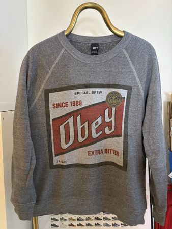 Sweat-shirt Obey, Size M – Made in USA